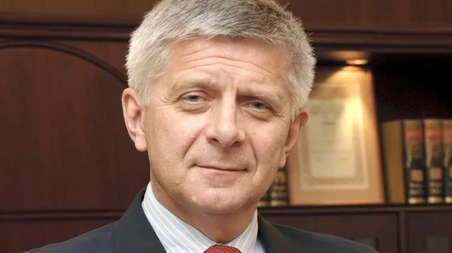 Euro w Polsce stało się tematem tabu. Marek Belka wskazuje, co mogłoby to zmienić [WYWIAD]