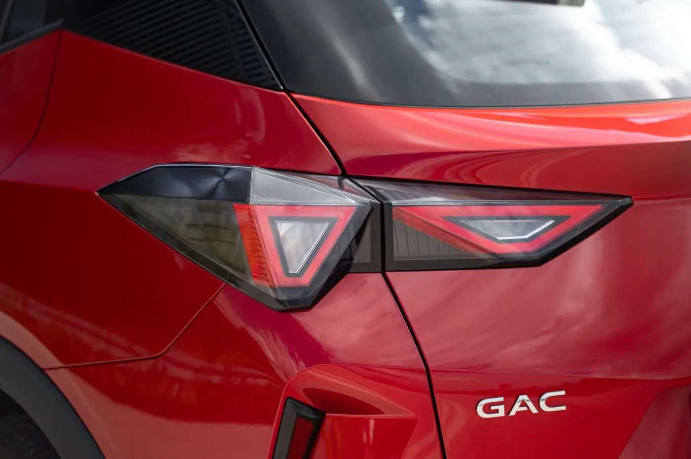GAC Emzoom