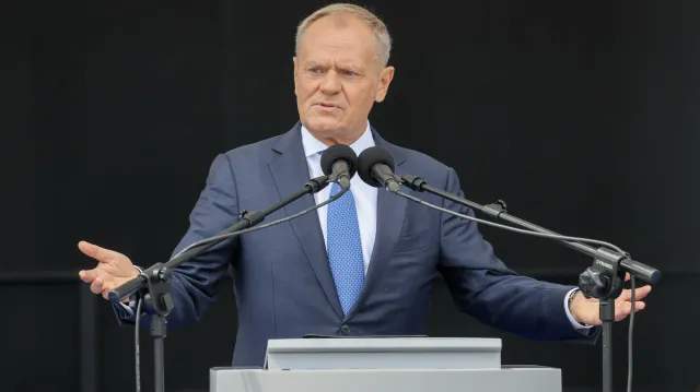 Tusk drwi: Dowiedziałem się, że Morawiecki jest agentem moim i Niemiec