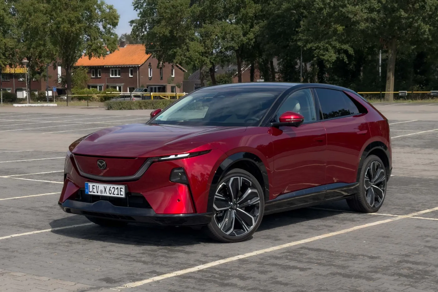 Mazda CX-6e