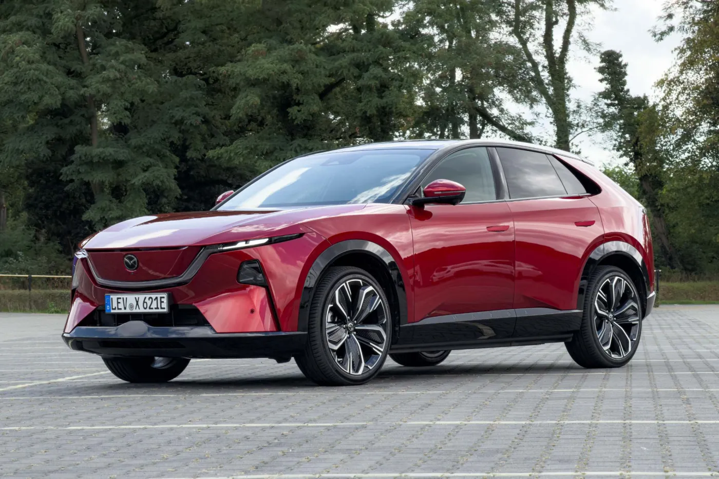 Mazda CX-6e