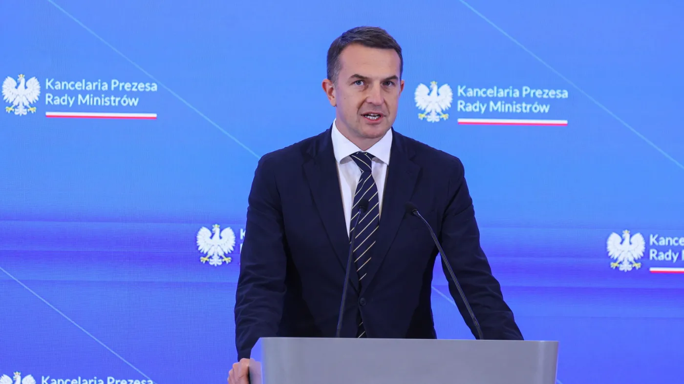 Rząd przyjął projekt nowego podatku. "Koncerny paliwowe powinny podzielić się zyskami"