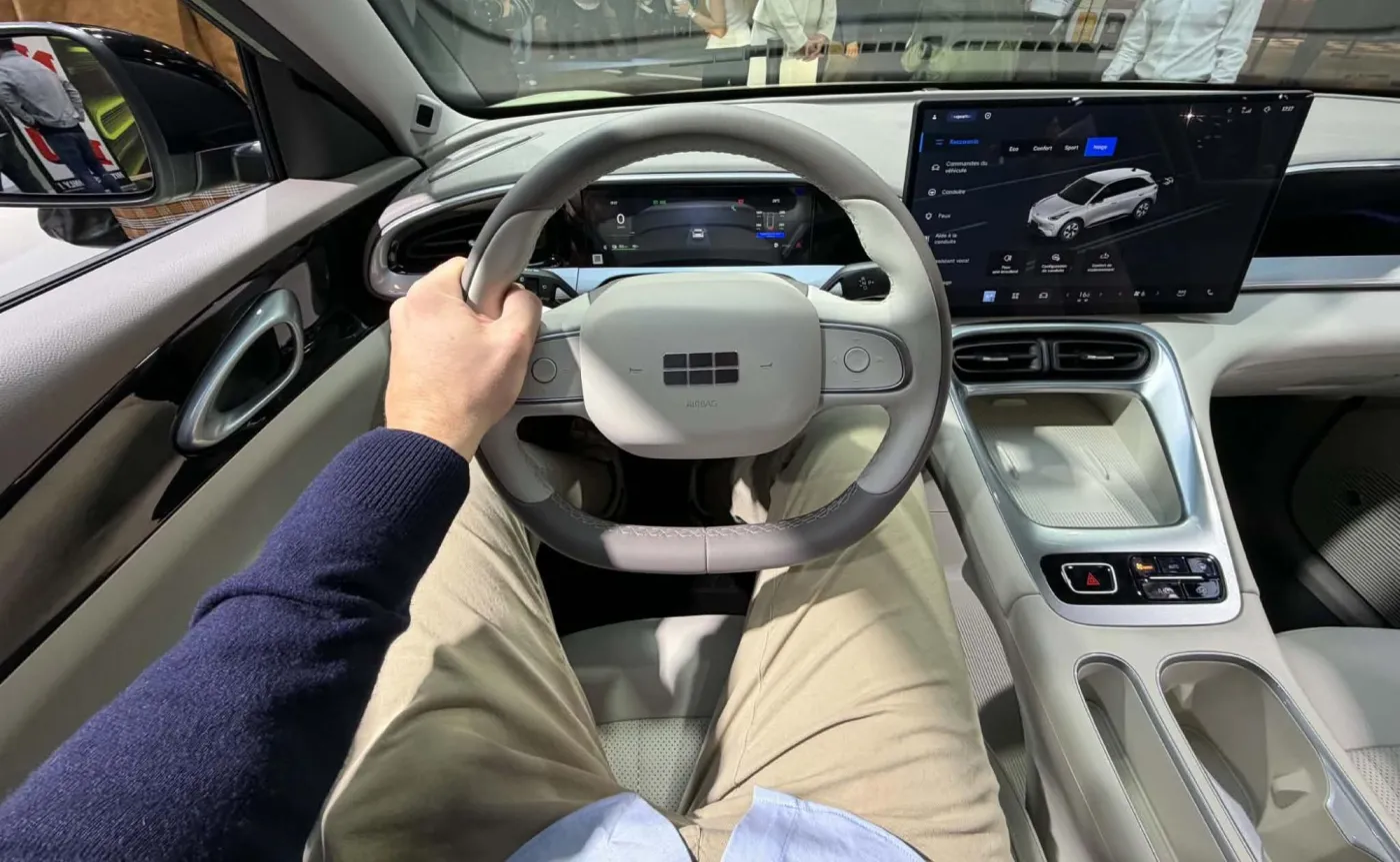 Nowe Geely E2