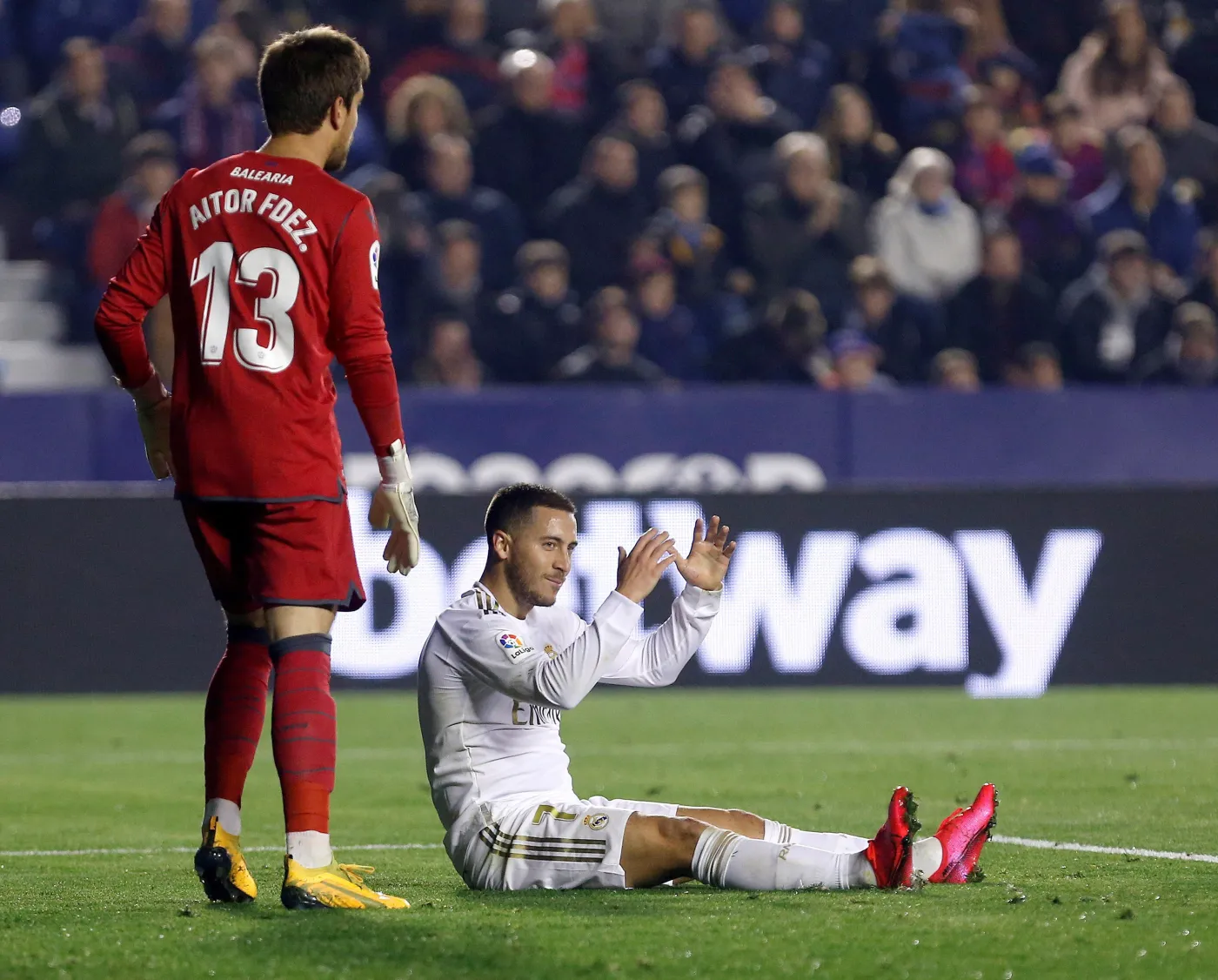 Liga hiszpańska: Hazard ma pękniętą kość. Nie zagra z Man City i Barceloną