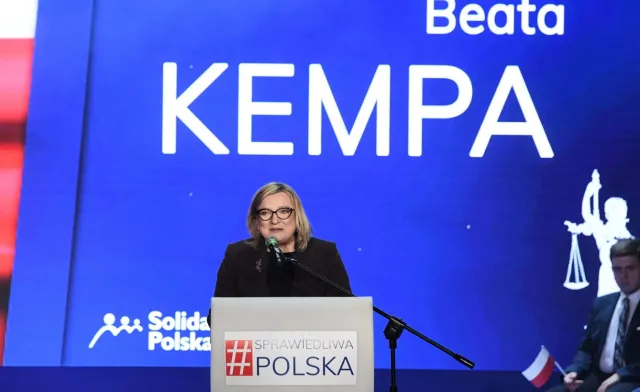 Kempa do Biedronia: Pan i kandydatka na pierwszą damę. Śmiszek odpowiedział