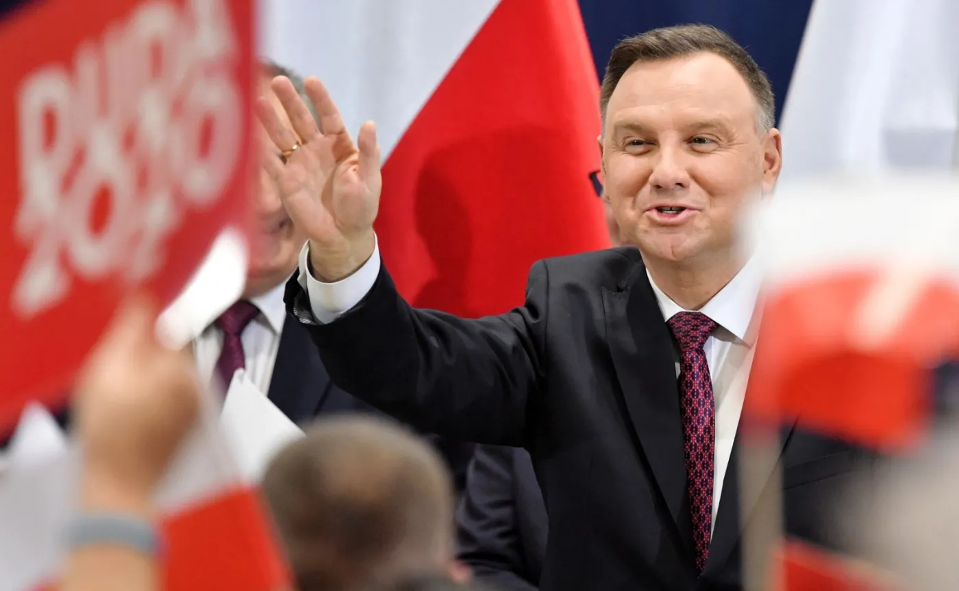 Prezydent Duda mruga do wyborców. "Państwo wiecie, kto protestuje"