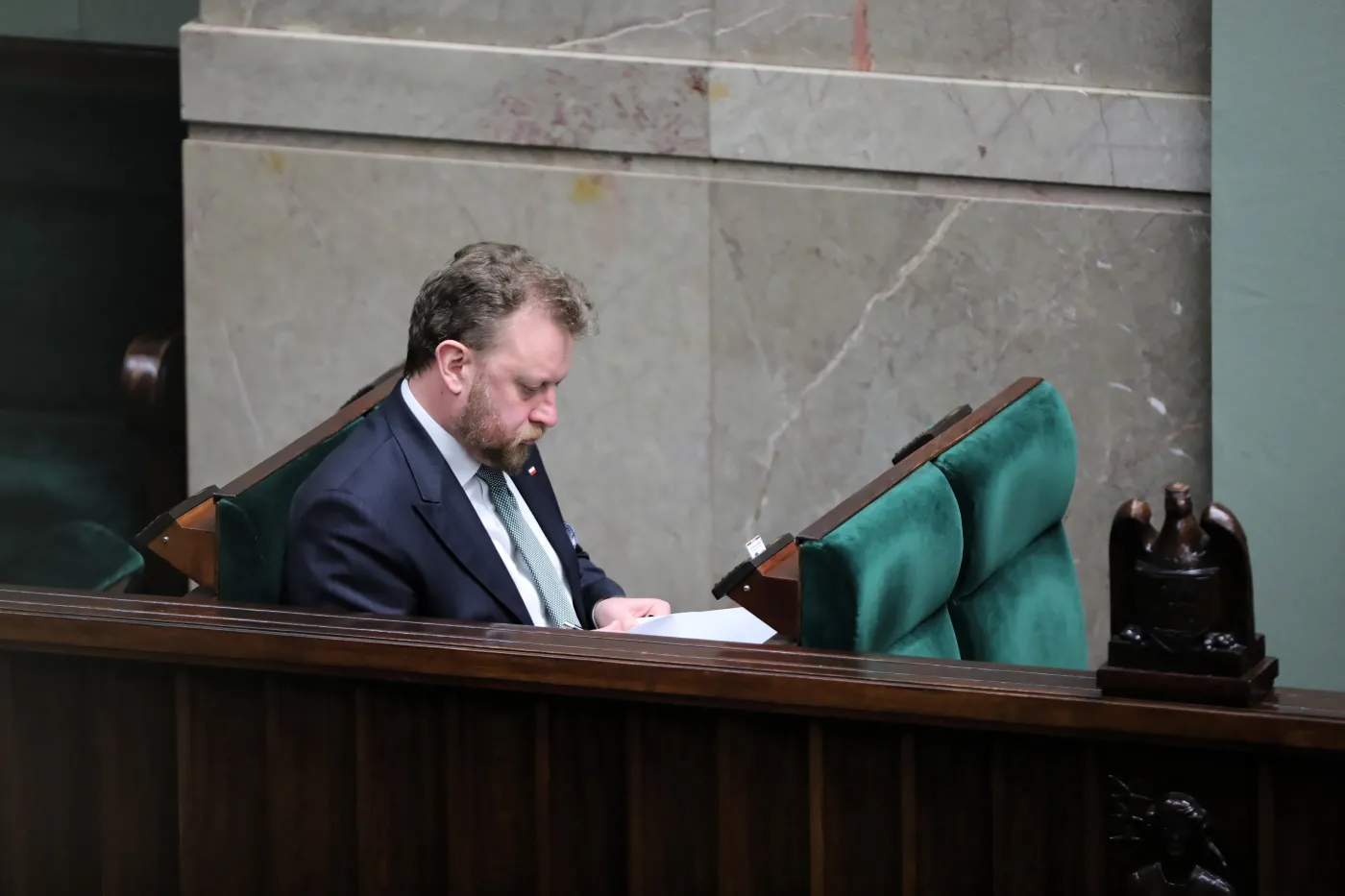 Dziś decyzje w sprawie zakresu przedłużenia obostrzeń