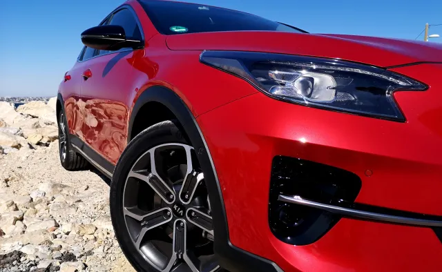 Kia, Skoda, Mazda, Honda i Peugeot skradły show. Oto najbardziej długowieczne i najładniejsze samochody