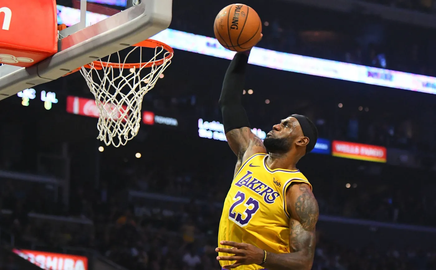 Liga NBA: Mavericks przerwali serię Lakers. Kolejny dobry mecz Doncica