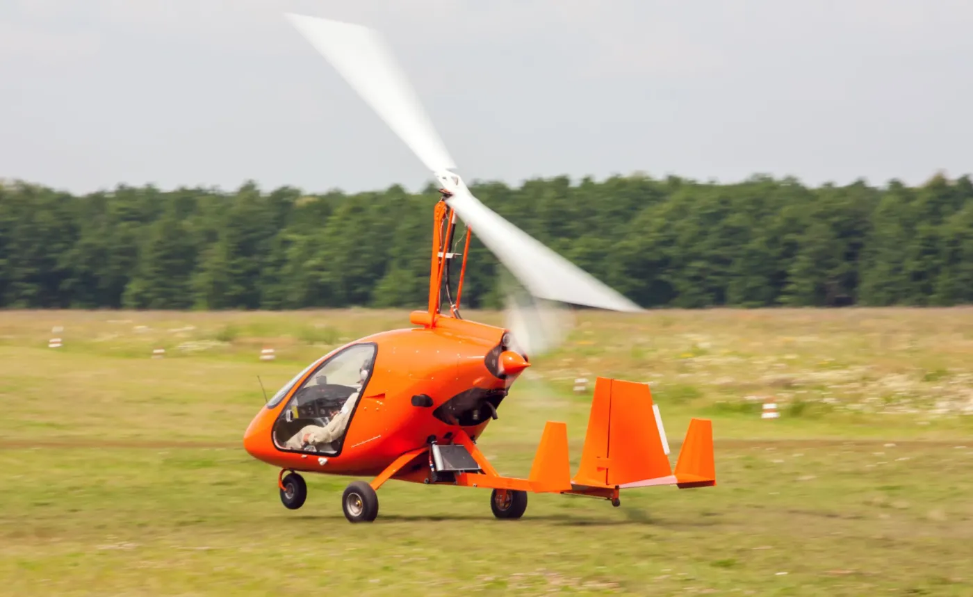 Katastrofa na lotnisku w Chrcynnie. Zginął doświadczony pilot i jego uczeń