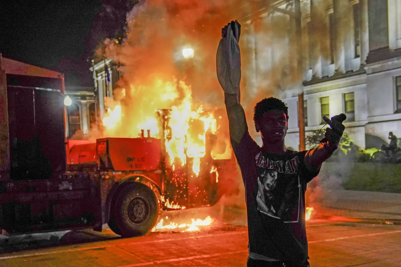 Kolejne zamieszki w USA po postrzeleniu przez policję czarnoskórego mężczyzny w plecy
