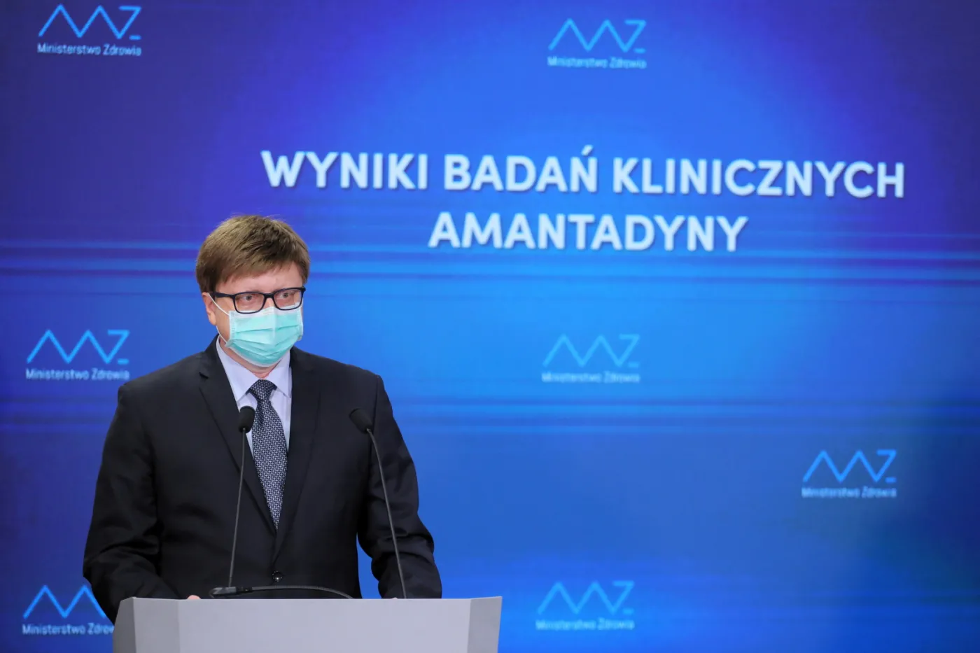 Polak na amantadynie. Barczyk: Musieliśmy zbadać jej skuteczność