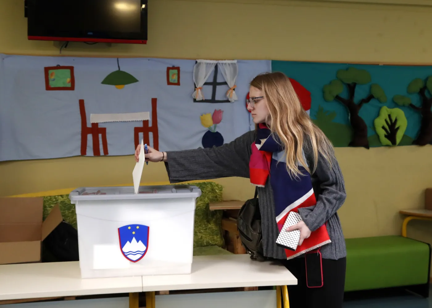 Wybory parlamentarne w Słowenii. Exit poll: Liberalna partia Ruch Wolności zwycięża