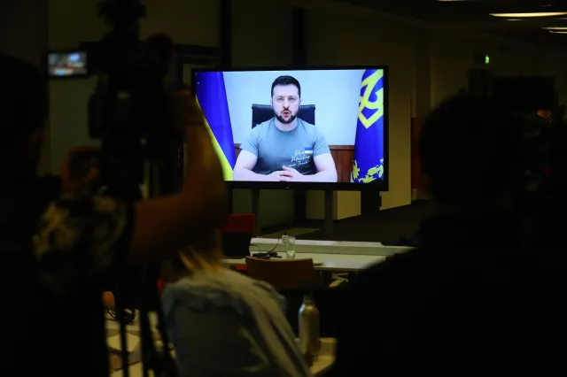 Zełenski w parlamencie Malty: Odnajdźcie Rosjan, którzy próbują się ukrywać, używając waszych paszportów