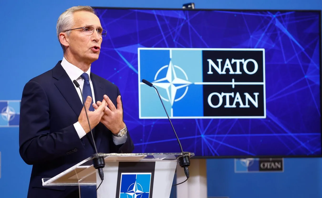 Stoltenberg: NATO rozważa możliwość przygotowania specjalnego szczytu dotyczącego sytuacji w Ukrainie