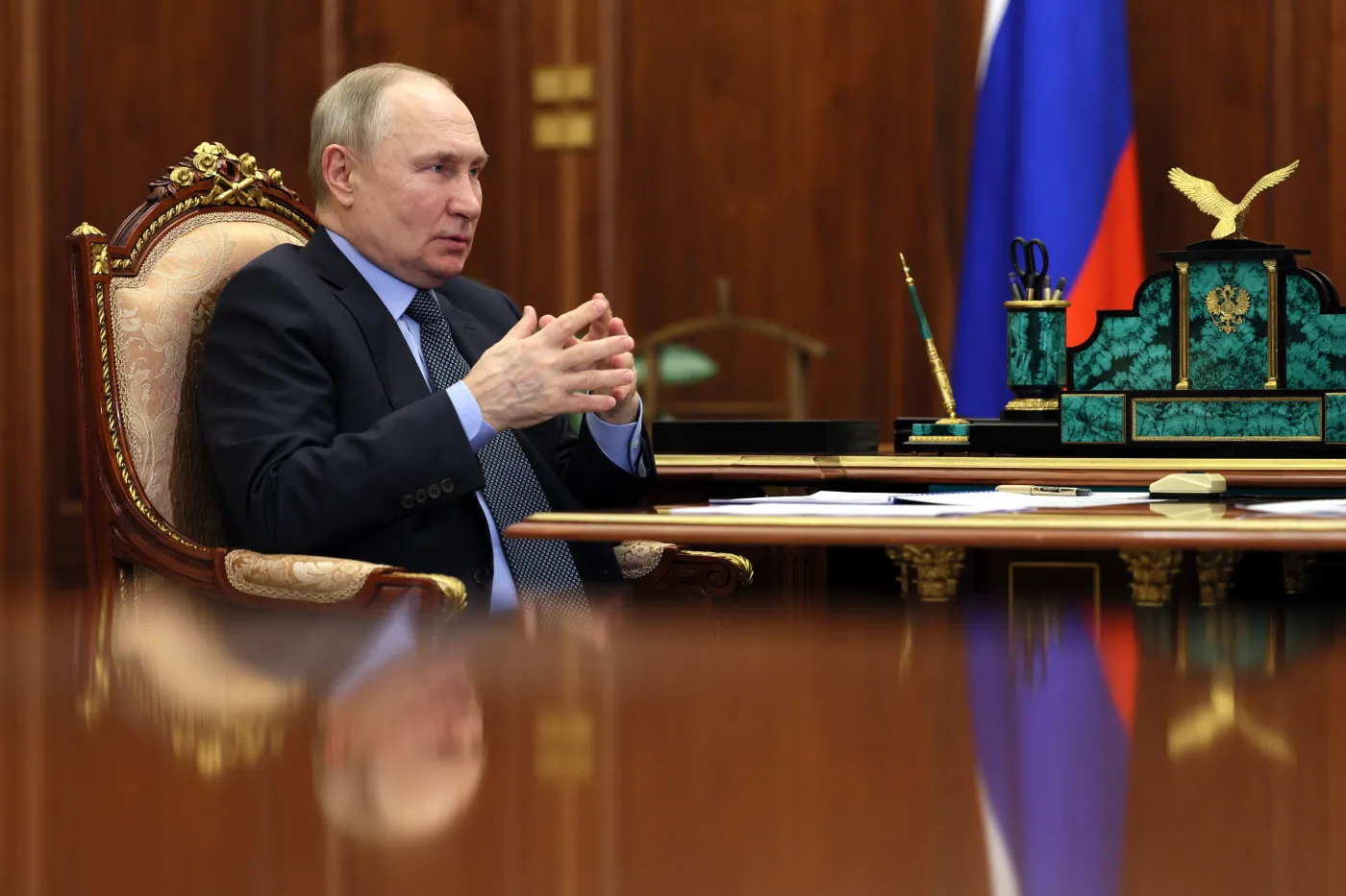 Putin gra na zwłokę, by doczekać zwycięstwa Trumpa w wyborach w USA?