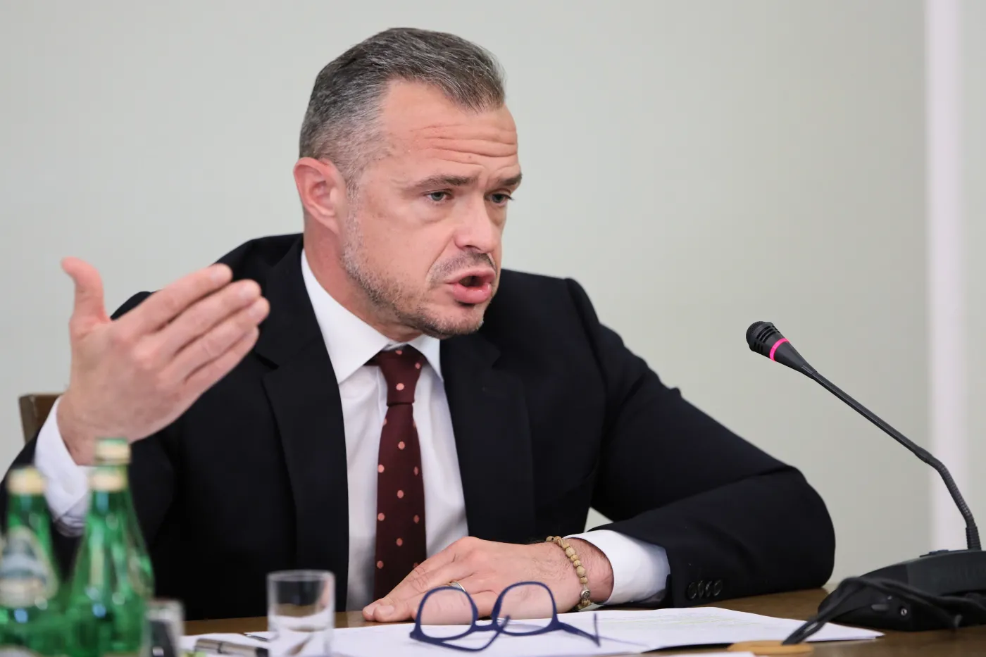 Sąd zwolnił podejrzanego o korupcję Sławomira Nowaka z aresztu