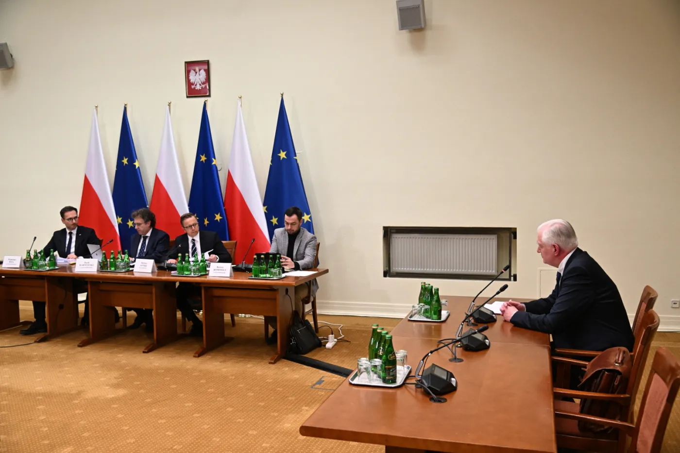 Gowin o wyborach kopertowych: Samorządowcy, którzy udostępnili dane osobowe Poczcie Polskiej, złamali prawo