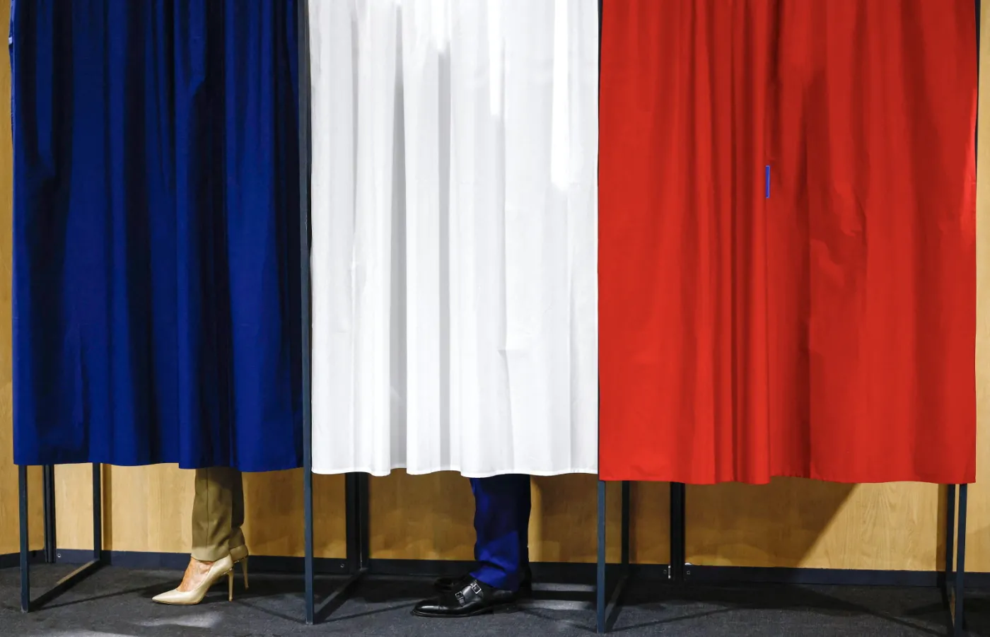 "Szok i gorzka porażka Macrona". Co pokazała pierwsza tura wyborów parlamentarnych we Francji?