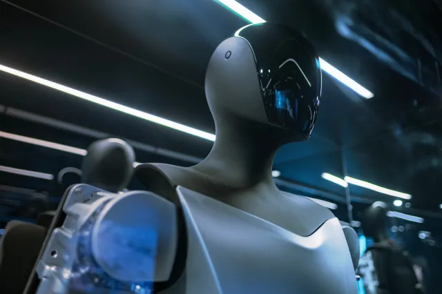 Działania Trumpa uderzają w Muska. Rewolucja humanoidalnych robotów będzie spowolniona