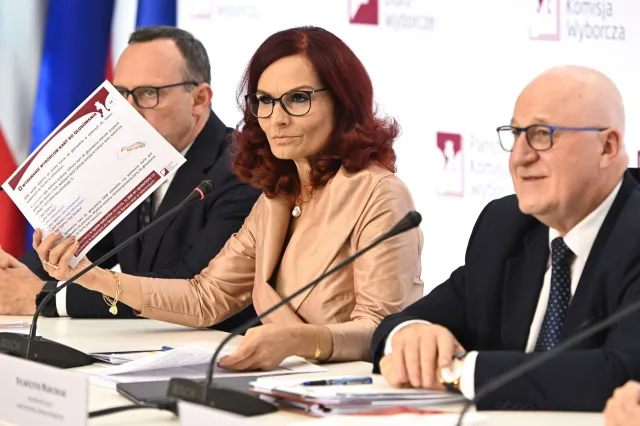 Wybory 2023. Kolejne cząstkowe wyniki PKW. Przewaga PiS-u powolutku spada
