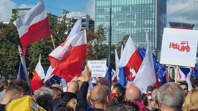 Większość Polaków zadowolonych z wyników wyborów 2023 [SONDAŻ]