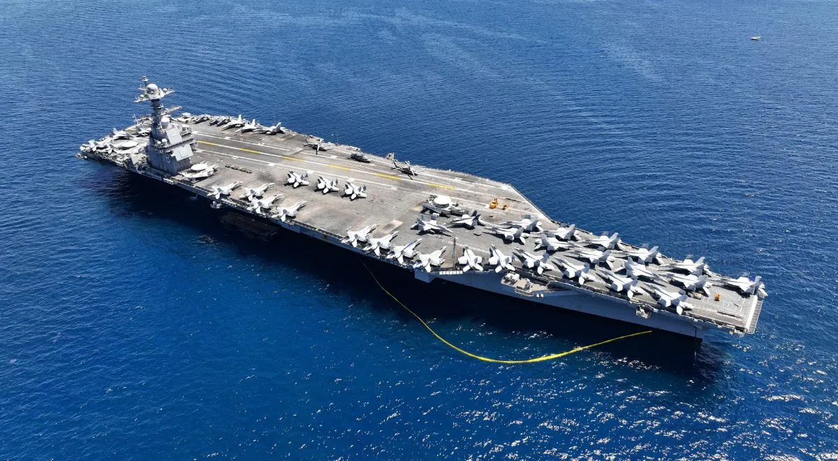 iran 2026 pożar na lotniskowcu US Navy USS Gerald Ford