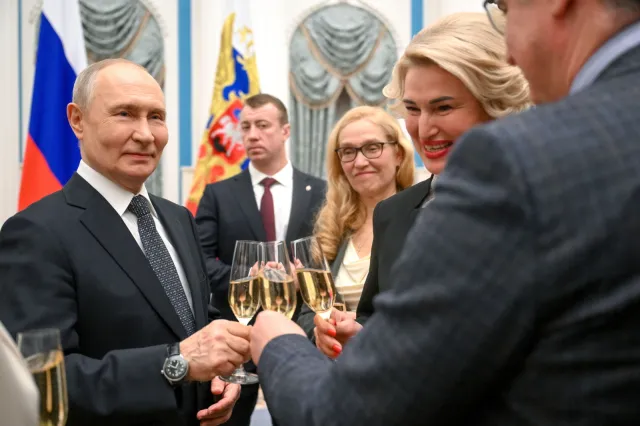 Putin zwrócił się z taką prośbą do oligarchów pierwszy raz. Musi być źle