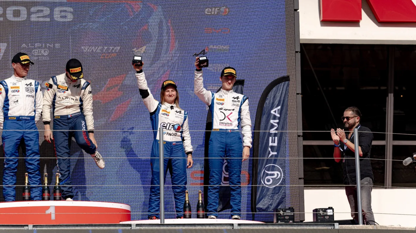 Gosia Rdest na podium cyklu Alpine ELF Cup Series - Polka wicemistrzynią klasyfikacji generalnej w sezonie 2026