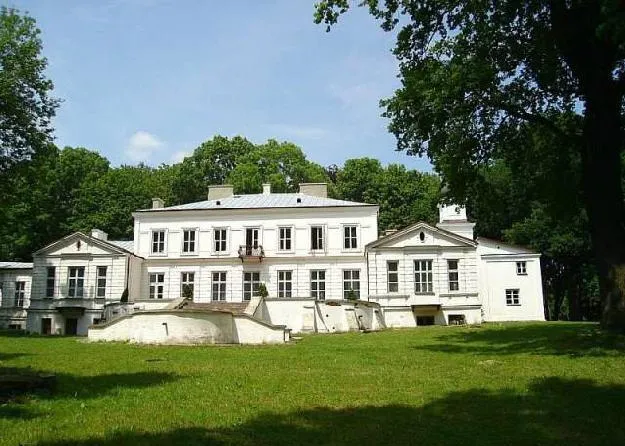 Drugie życie polskich pałaców