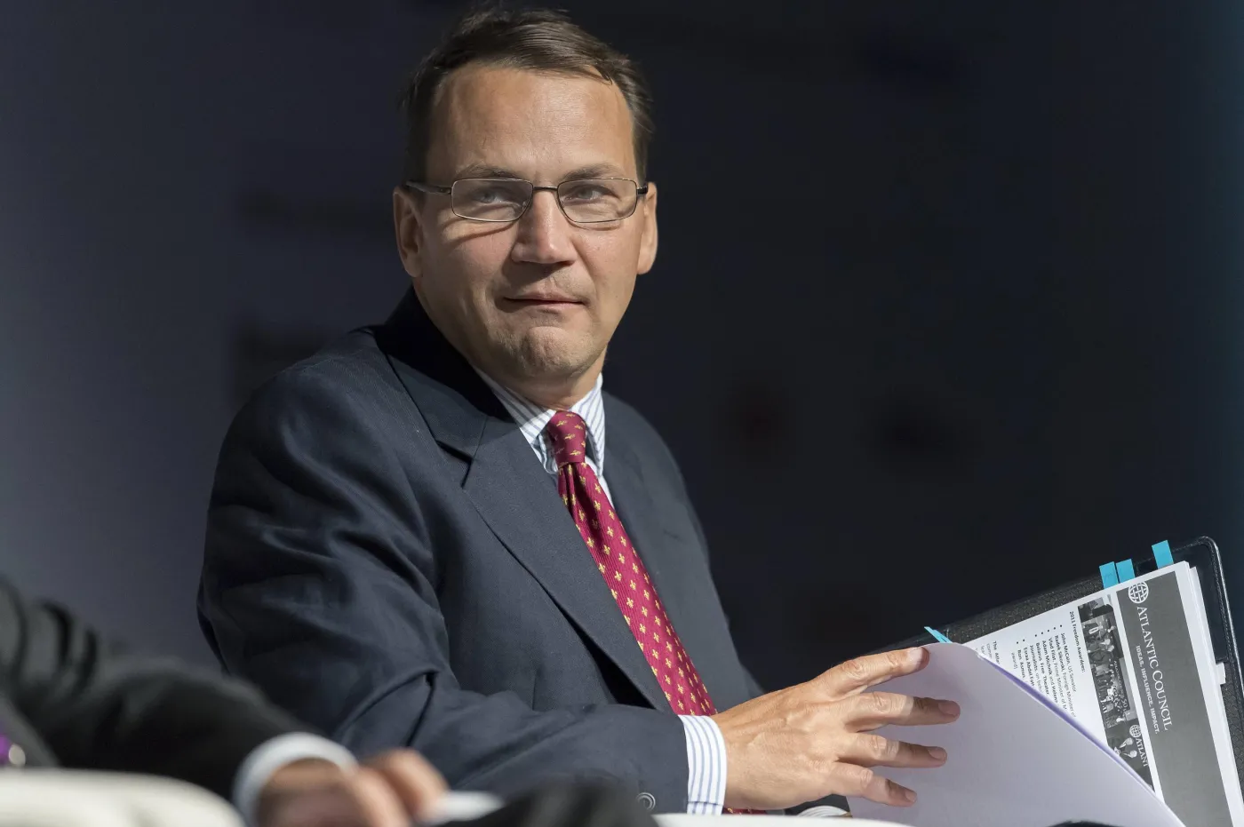 Sikorski zabiega w Azerbejdżanie o gaz dla Europy Środkowej