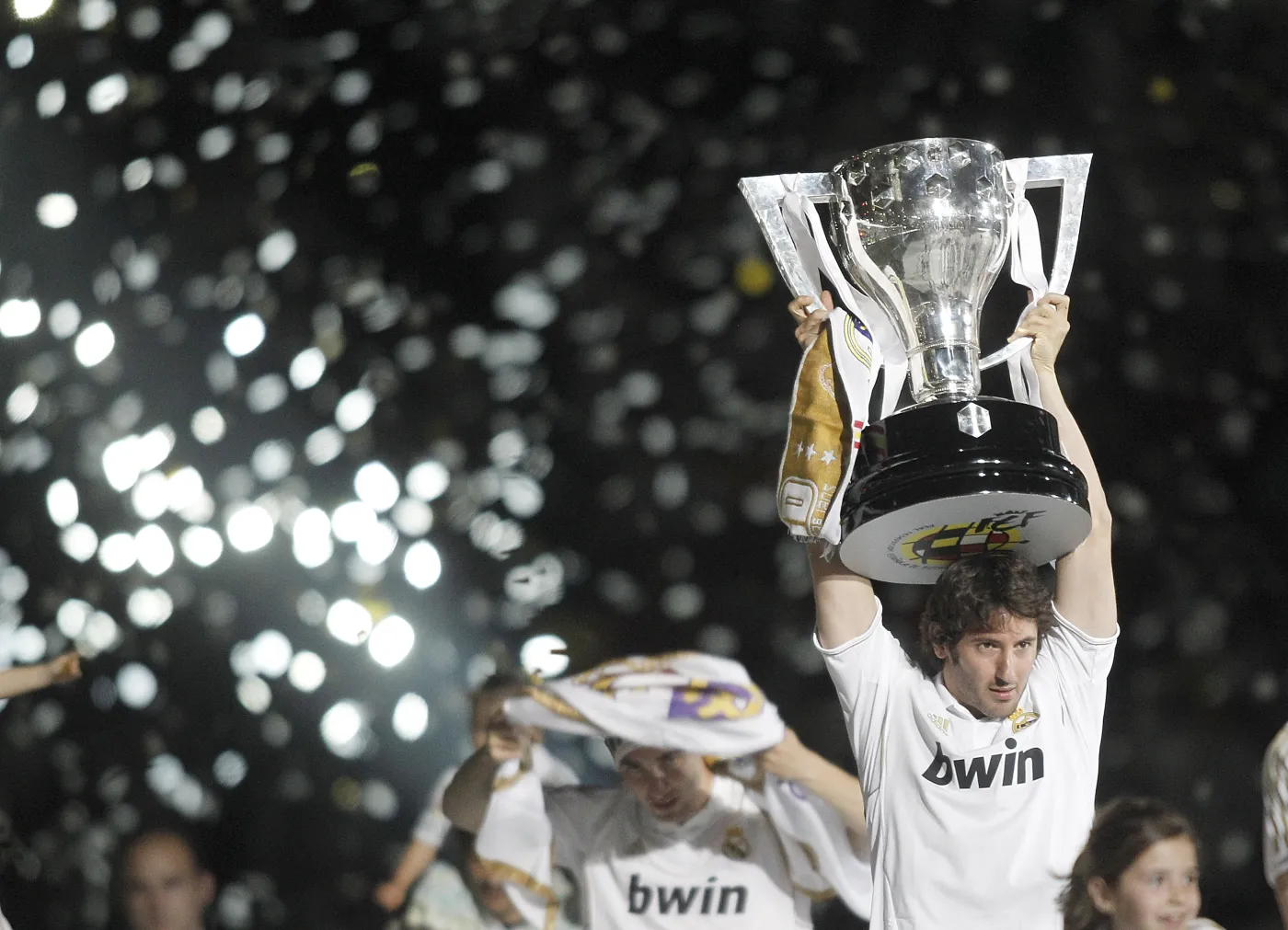 913528-20120513-aha2212.jpg