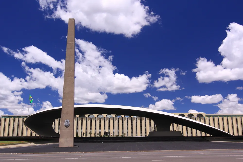 1236056-brasilia5shutter.jpg
