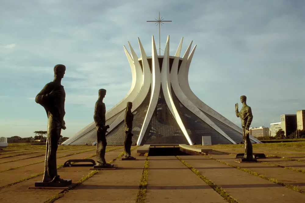 1236104-brasilia8shutter.jpg