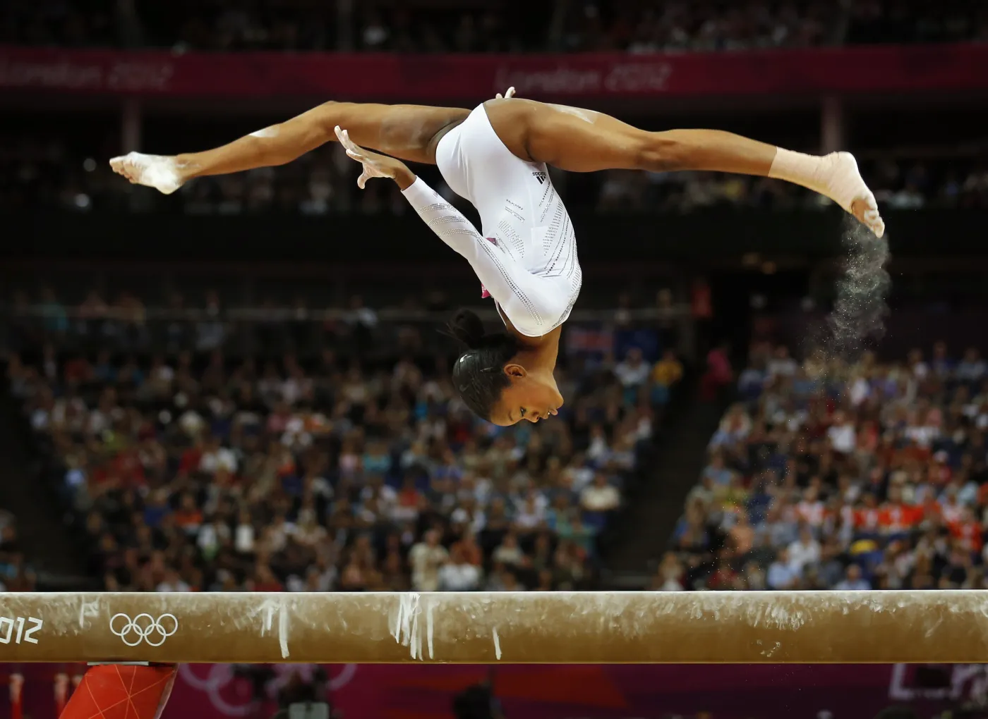 1369074-gabby-douglas-jpg.jpg