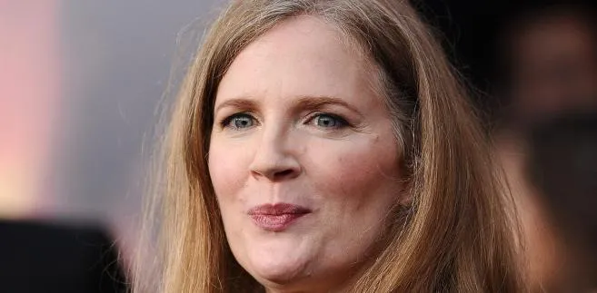 1409347-suzanne-collins.jpg