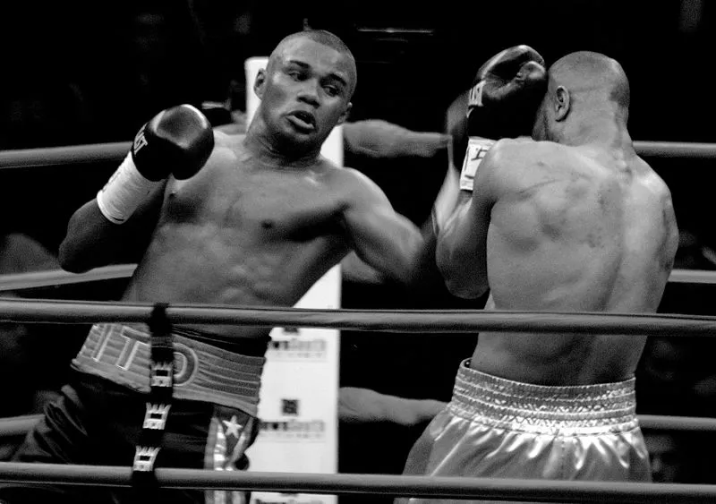 Felix Trinidad vs. Roy Jones (CC BY 2.0)