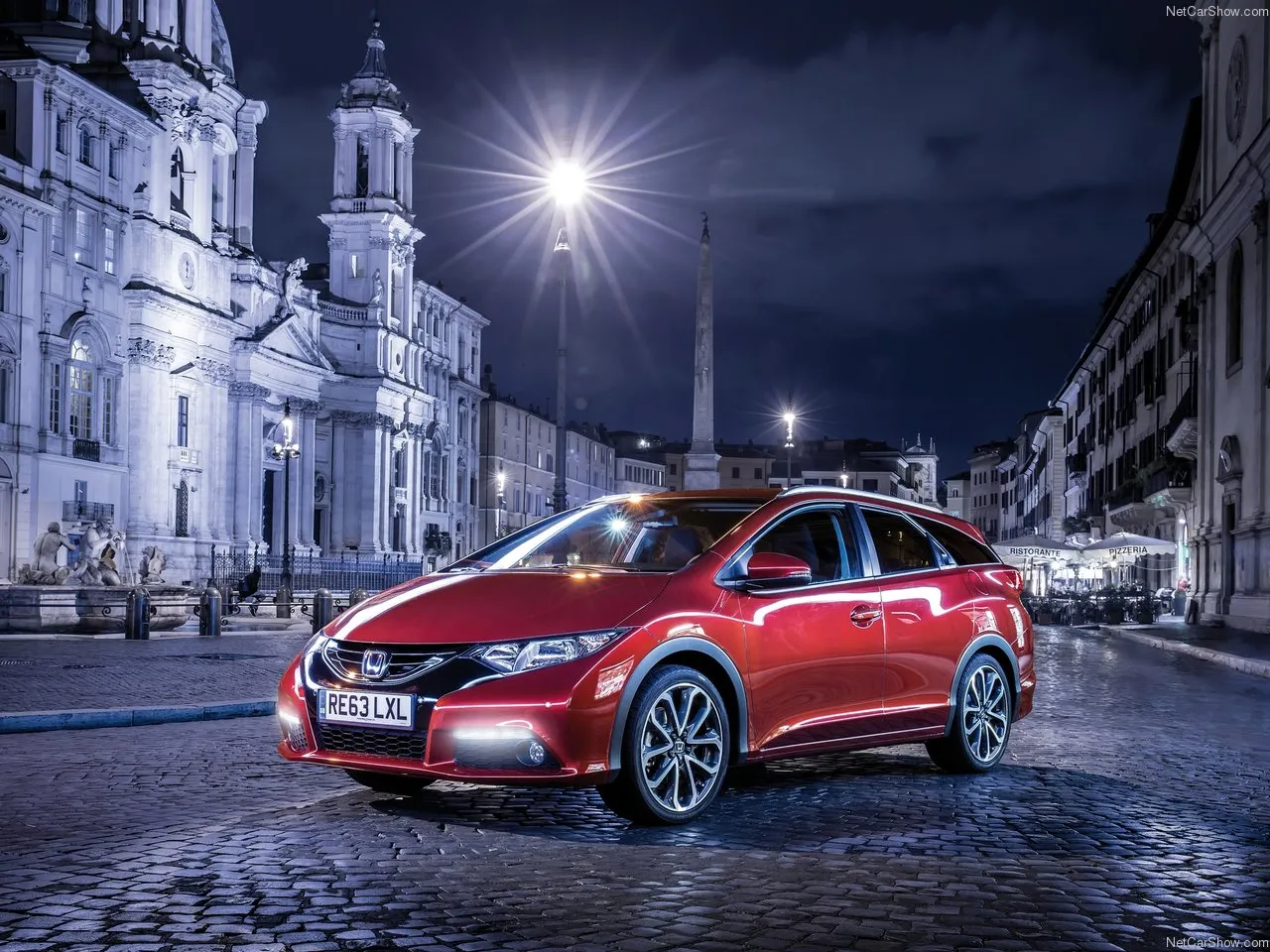 2329077-honda-civic-tourer.jpg