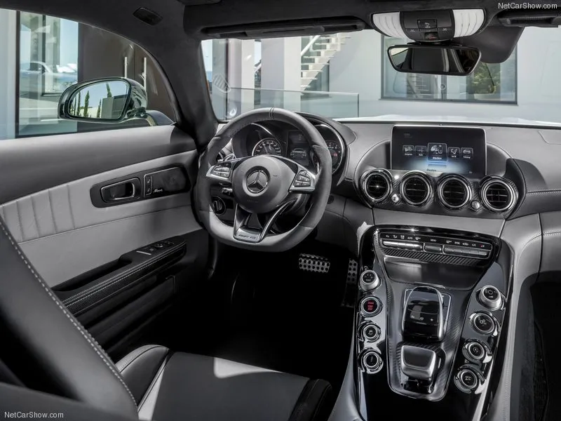 2344141-mercedes-amg-gt-s.jpg