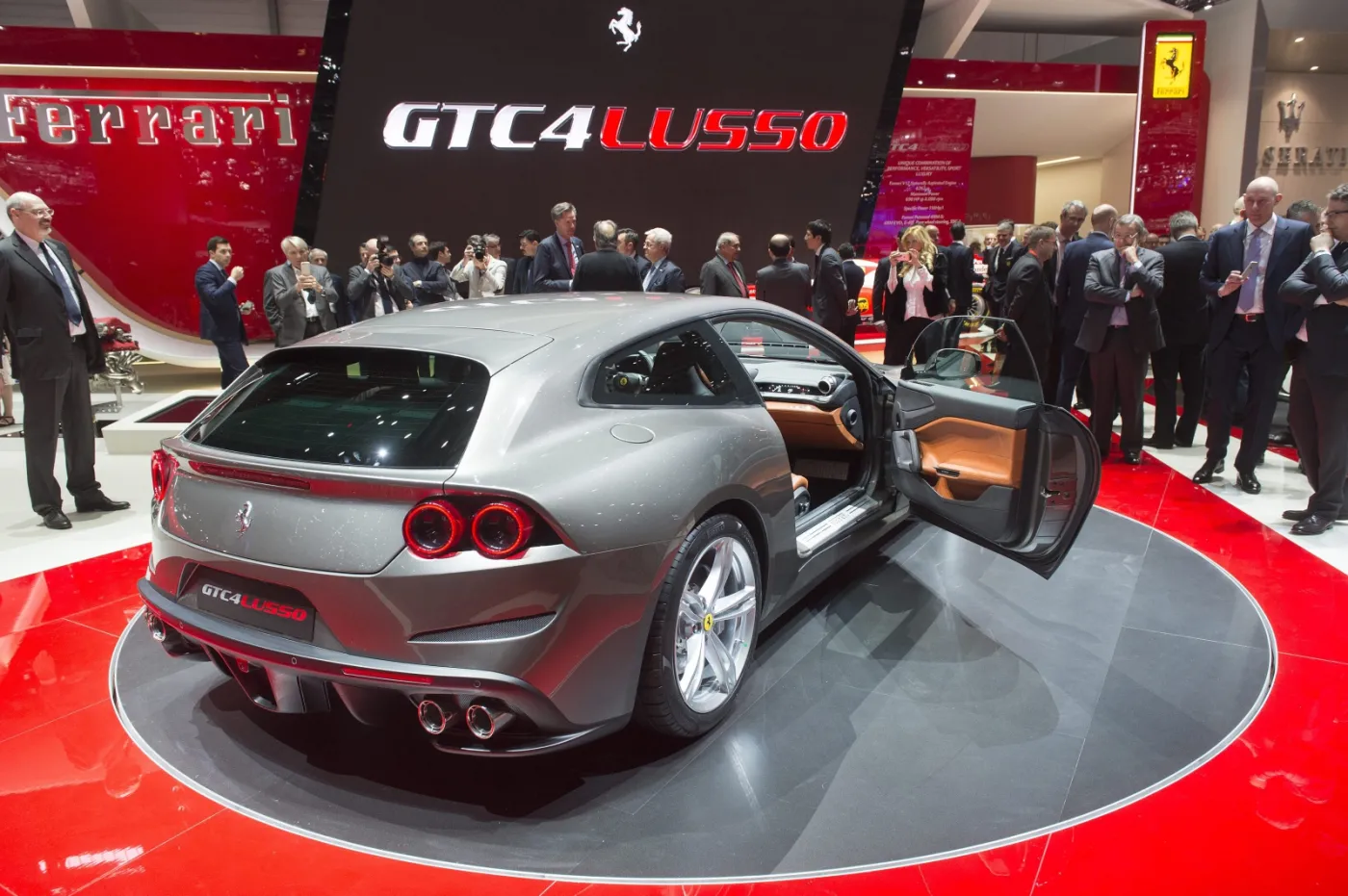 Ferrari GTC4 Lusso 