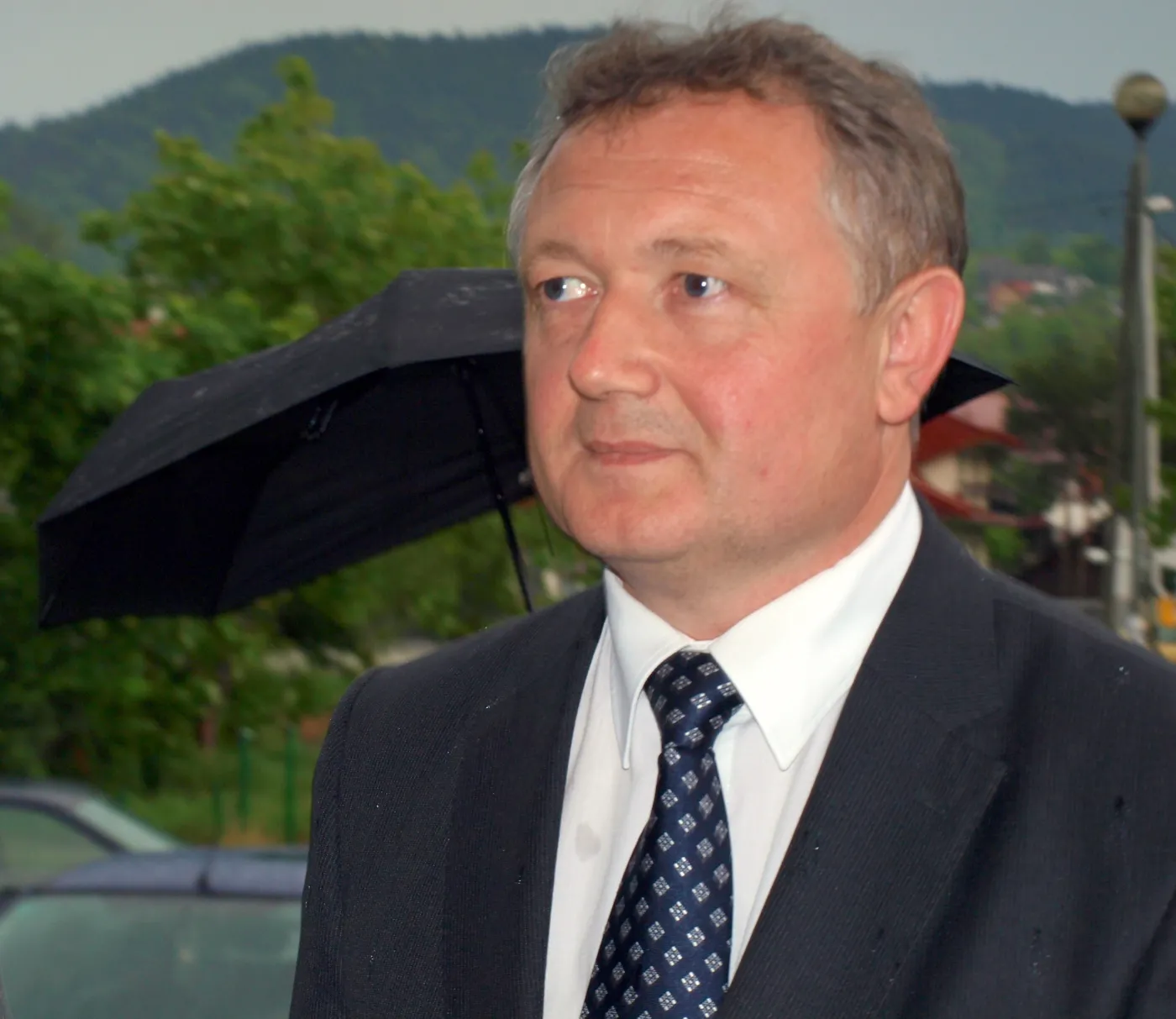 Janczyk: Banki powinny już przewalutowywać kredyty frankowe
