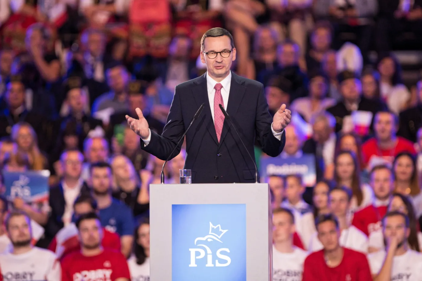 3 tys. zł pensji minimalnej i liczenie ZUS od dochodu. Oto gospodarcze obietnice rządu
