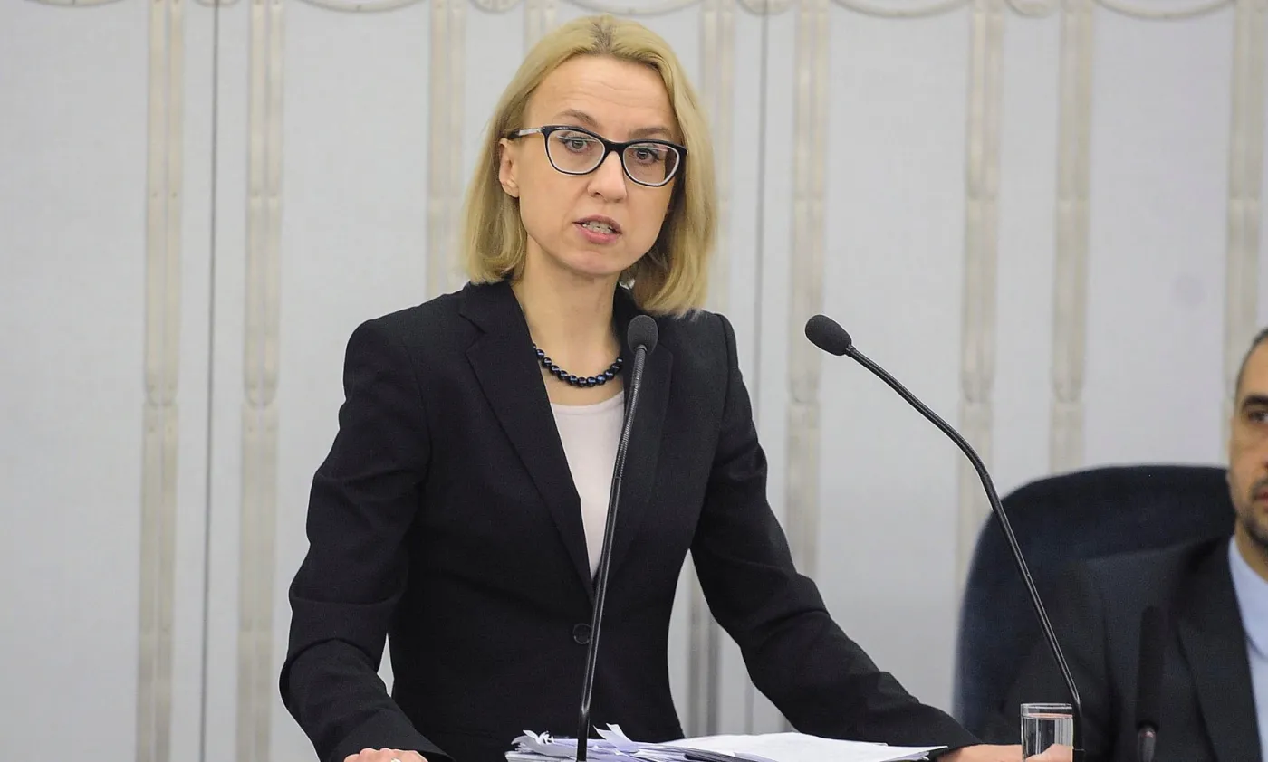 Powrót do neoliberalnego status quo. Kim jest nowa minister finansów?