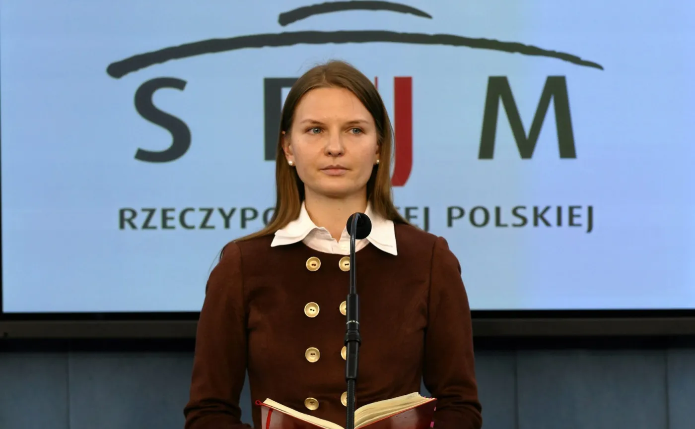 KE nie komentuje sprawy Kozłowskiej: "Kraje mogą ograniczać swobodny przepływ osób"