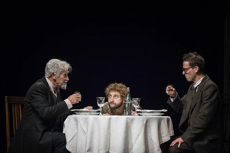 "Psie serce" Michaiła Bułhakowa w Teatrze Współczesnym online