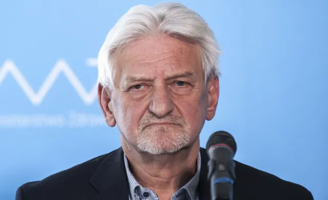 Prof. Horban o luzowaniu obostrzeń: Jeśli nie wzrosną zakażenia, zaczniemy proponować rozluźnienie rygorów