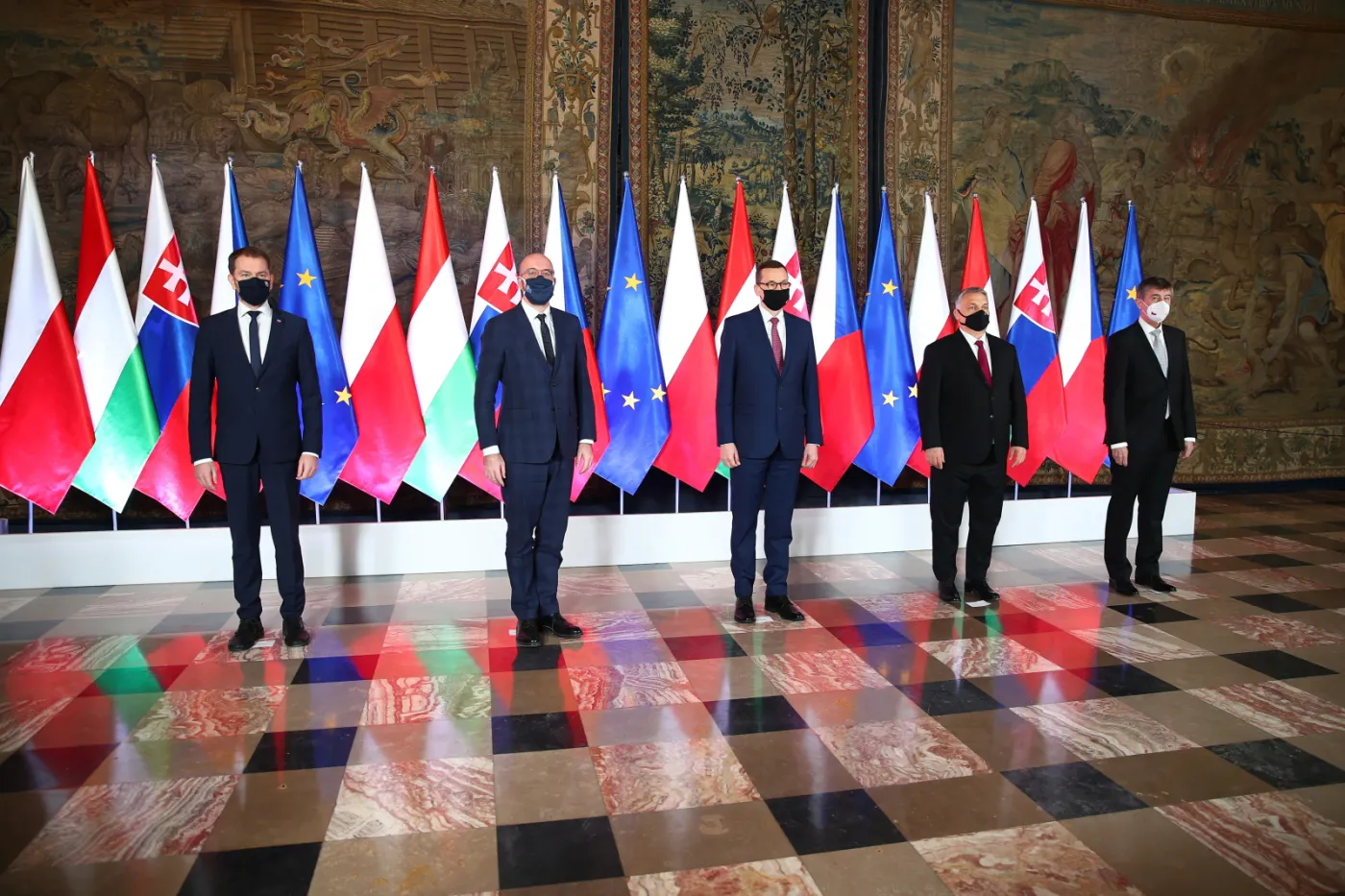 Premierzy V4 w deklaracji za kontynowaniem współpracy wyszehradzkiej w walce z pandemią i jej skutkami