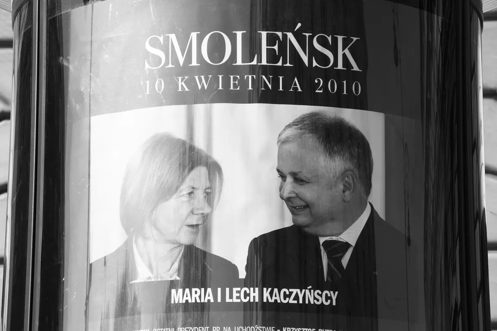 Skwer w Poznaniu będzie nazwany im. Marii i Lecha Kaczyńskich. Część radnych KO głosowała "za"