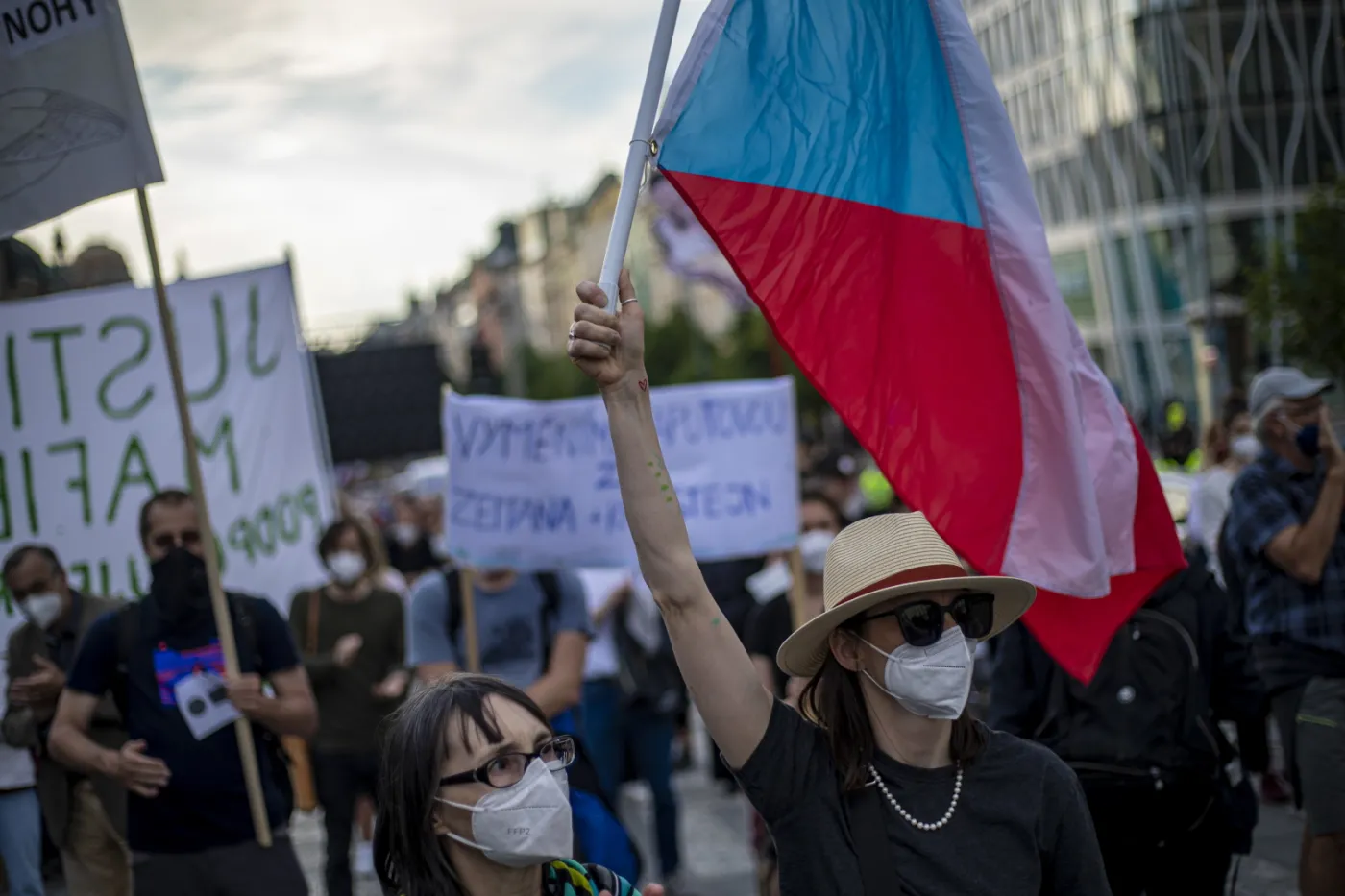 Czechy: Demonstracja w Pradze w obronie niezależności wymiaru sprawiedliwości