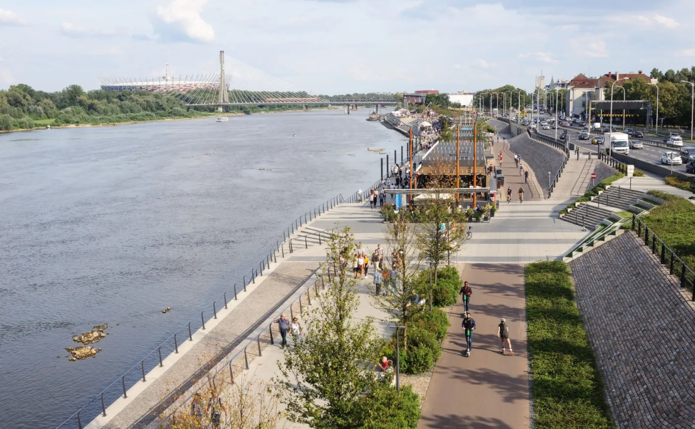 Warszawa: Radna KO za wprowadzeniem zakazu picia alkoholu na bulwarach nadwiślańskich